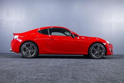 2013 Toyota 86 - Thumbnail