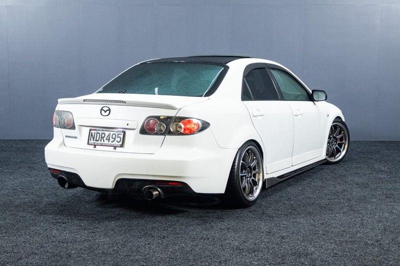 2005 Mazda Atenza