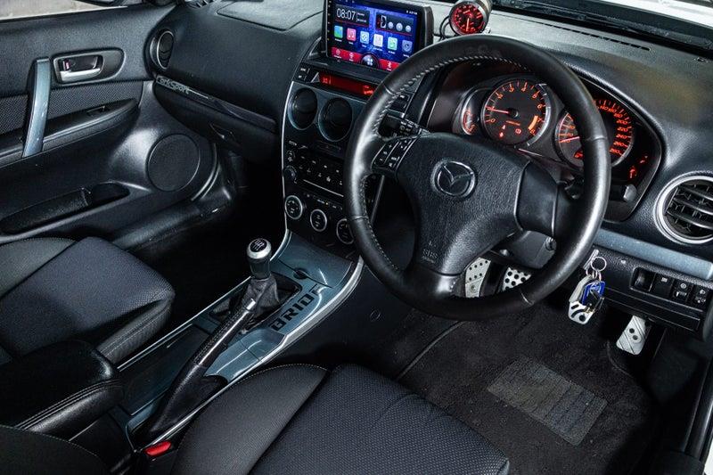 2005 Mazda Atenza