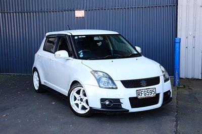 2009 Suzuki Swift - Thumbnail
