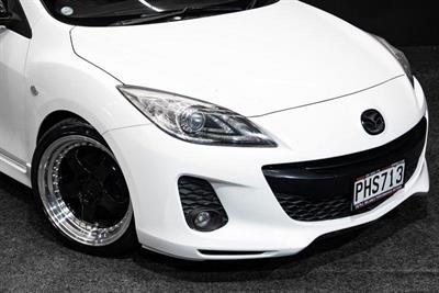 2013 Mazda Axela - Thumbnail