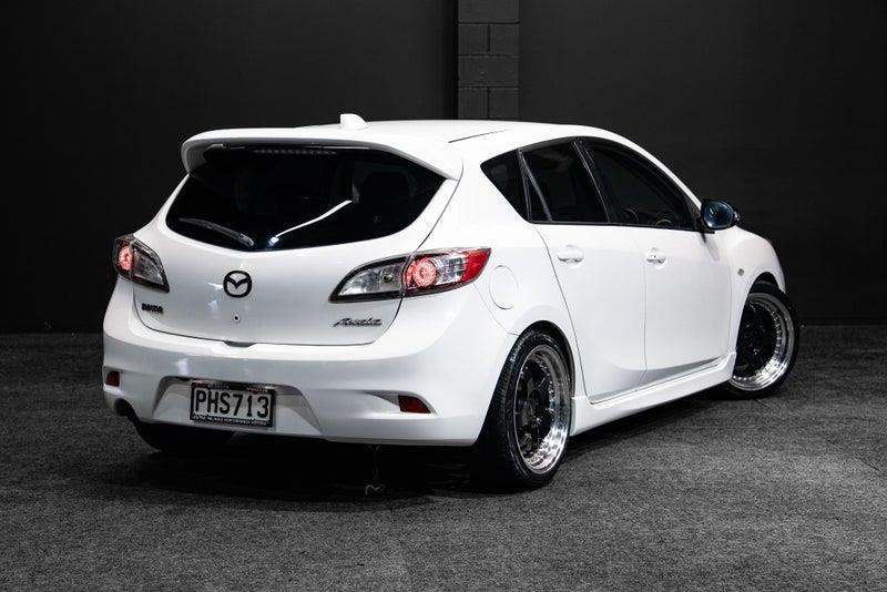 2013 Mazda Axela