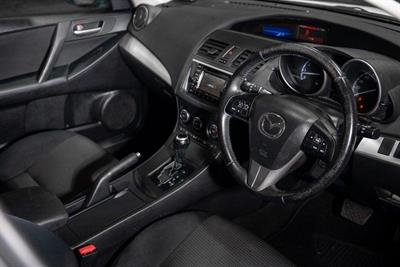 2013 Mazda Axela - Thumbnail