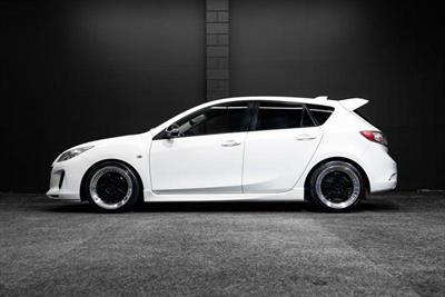 2013 Mazda Axela - Thumbnail