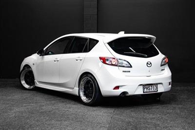 2013 Mazda Axela - Thumbnail