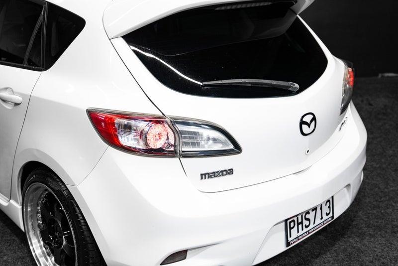 2013 Mazda Axela