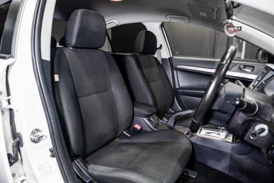 2013 Mitsubishi Lancer - Thumbnail