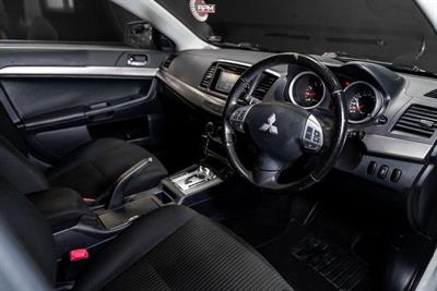 2013 Mitsubishi Lancer - Thumbnail