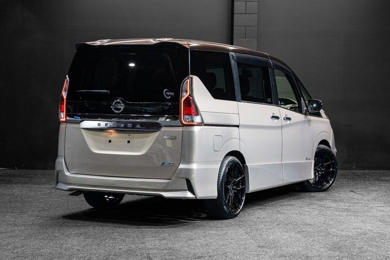 2017 Nissan Serena