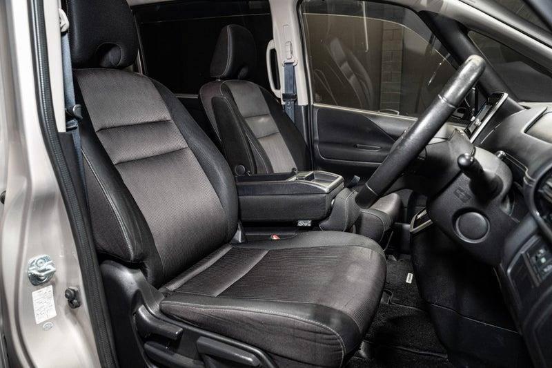 2017 Nissan Serena