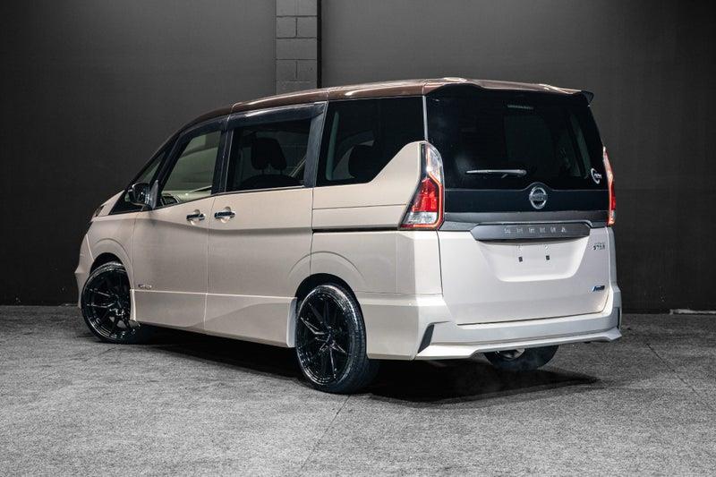 2017 Nissan Serena