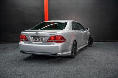 2008 Toyota Crown - Thumbnail