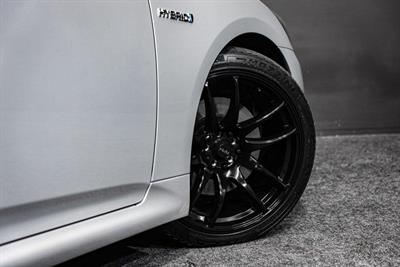 2009 Toyota Crown - Thumbnail