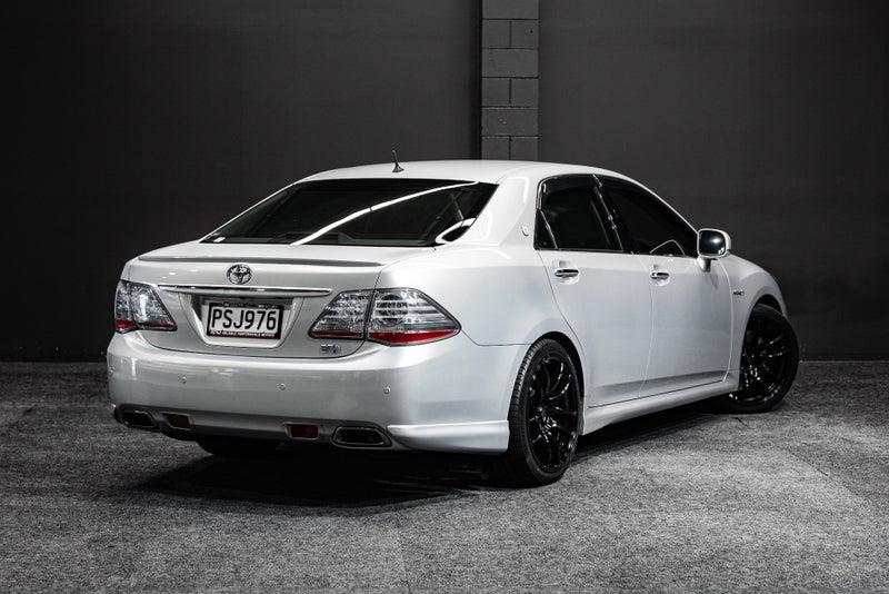 2009 Toyota Crown