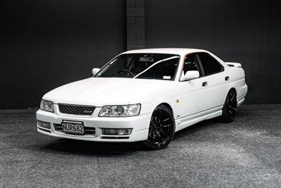 1999 Nissan Laurel - Thumbnail