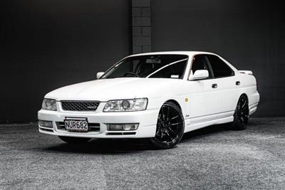 1999 Nissan Laurel - Thumbnail