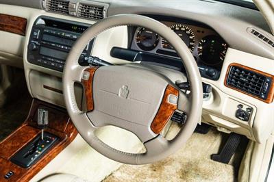 1999 Toyota Crown - Thumbnail