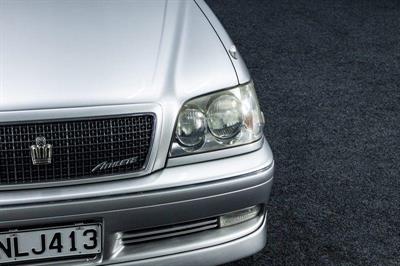 1999 Toyota Crown - Thumbnail
