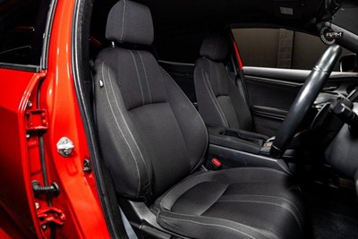 2019 Honda Civic - Thumbnail