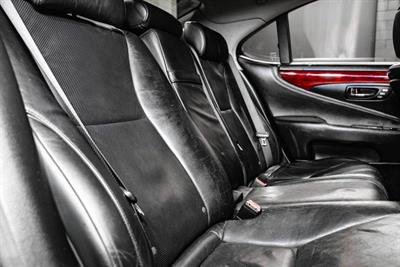2012 Lexus LS 460 - Thumbnail