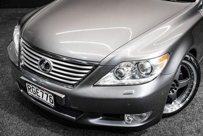 2012 Lexus LS 460 - Thumbnail