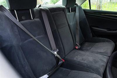 2005 Toyota Crown - Thumbnail