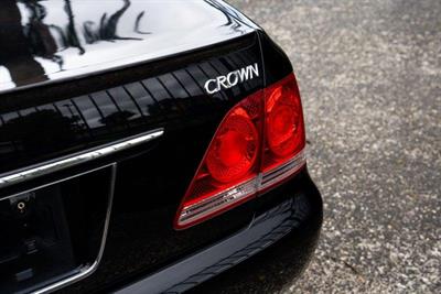2005 Toyota Crown - Thumbnail