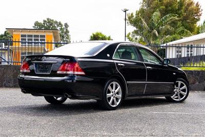 2005 Toyota Crown - Thumbnail