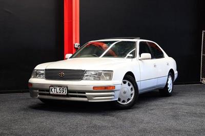 1997 Toyota Celsior - Thumbnail