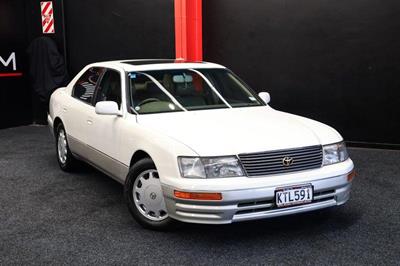 1997 Toyota Celsior - Thumbnail