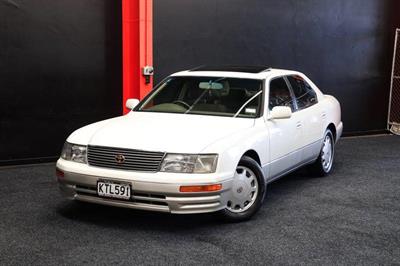 1997 Toyota Celsior - Thumbnail