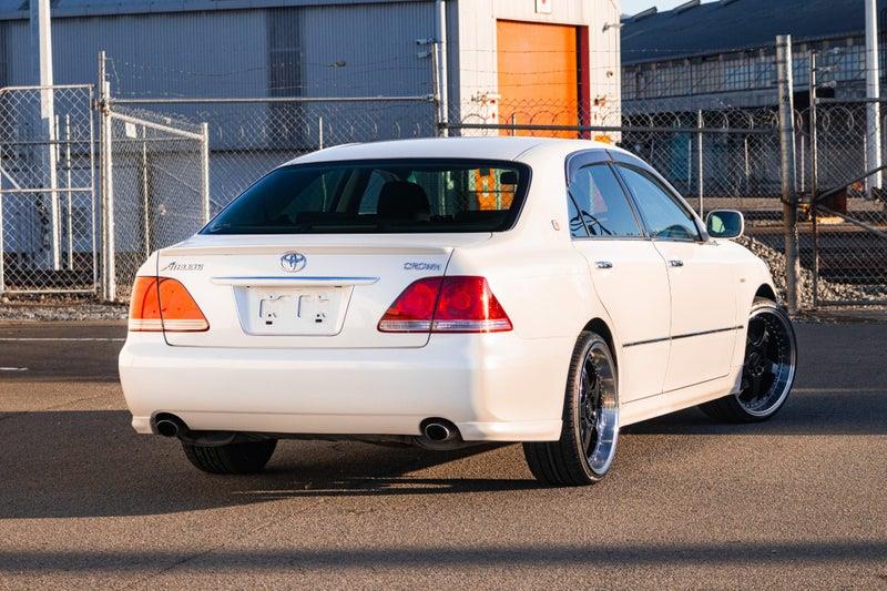 2004 Toyota Crown