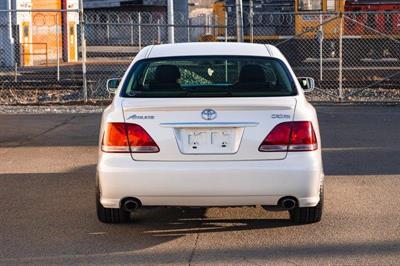 2004 Toyota Crown - Thumbnail