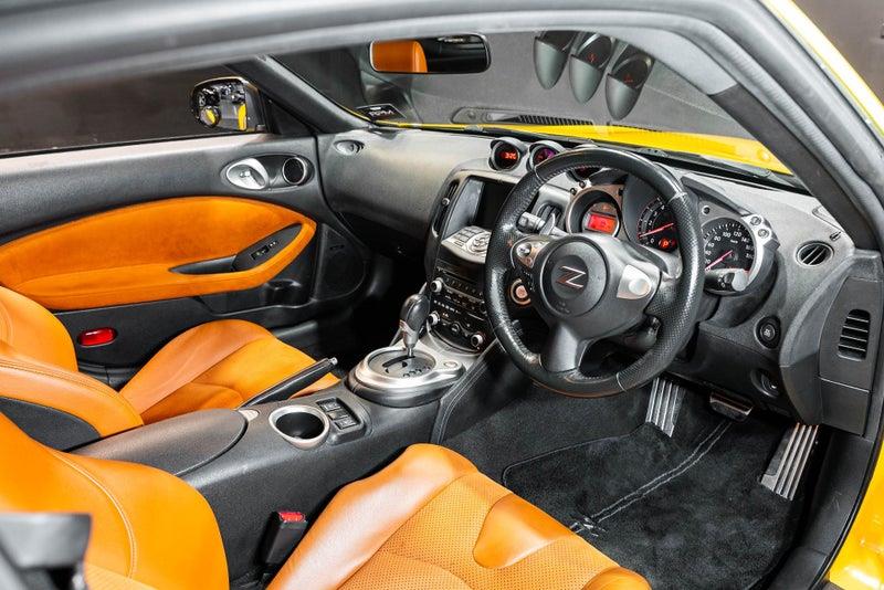 2009 Nissan Fairlady