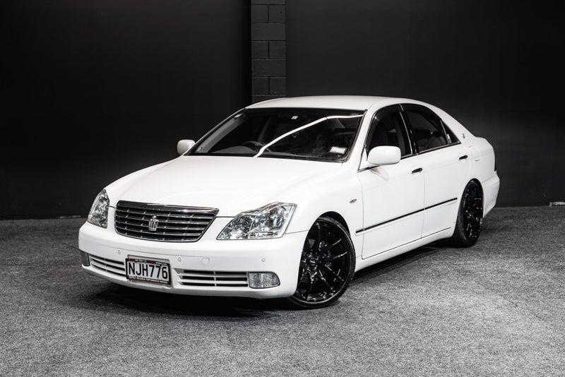 2005 Toyota Crown