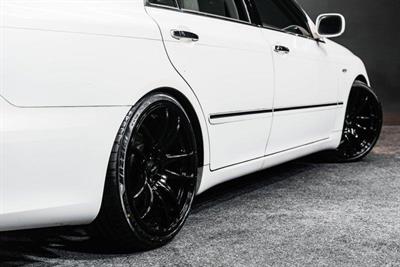 2005 Toyota Crown - Thumbnail