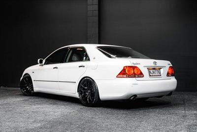 2005 Toyota Crown - Thumbnail