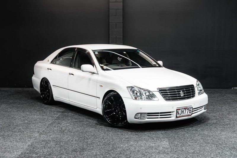 2005 Toyota Crown