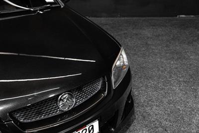 2006 Holden Commodore - Thumbnail