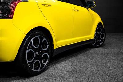 2010 Suzuki Swift - Thumbnail