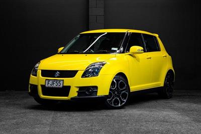 2010 Suzuki Swift - Thumbnail
