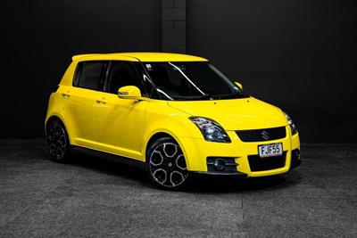 2010 Suzuki Swift - Thumbnail