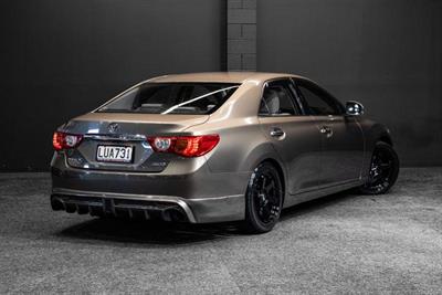 2010 Toyota MARK-X - Thumbnail