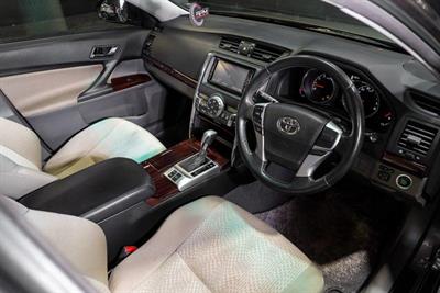 2010 Toyota MARK-X - Thumbnail