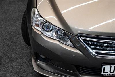 2010 Toyota MARK-X - Thumbnail