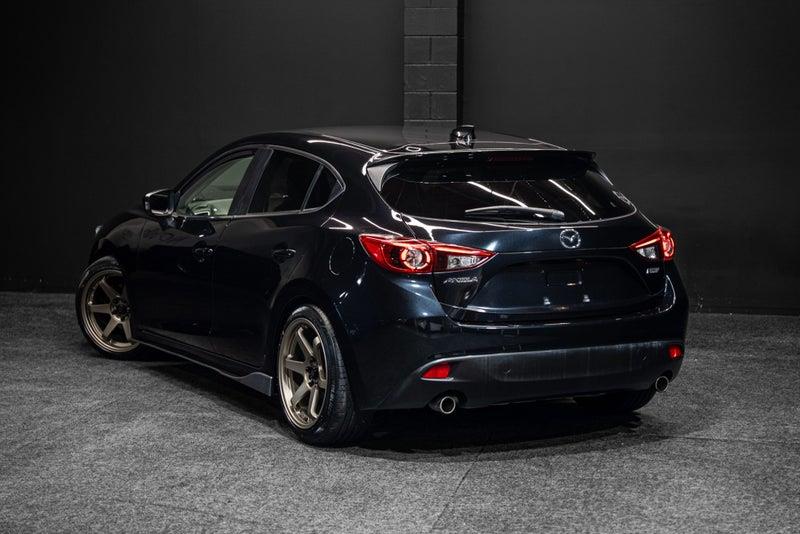 2013 Mazda Axela
