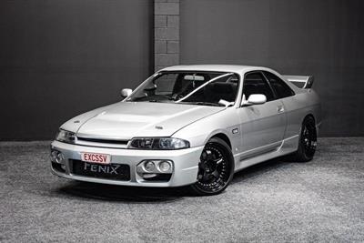 1996 Nissan Skyline - Thumbnail