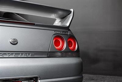 1996 Nissan Skyline - Thumbnail