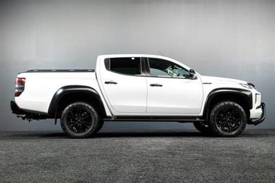 2021 Mitsubishi Triton - Thumbnail