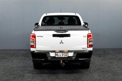 2021 Mitsubishi Triton - Thumbnail